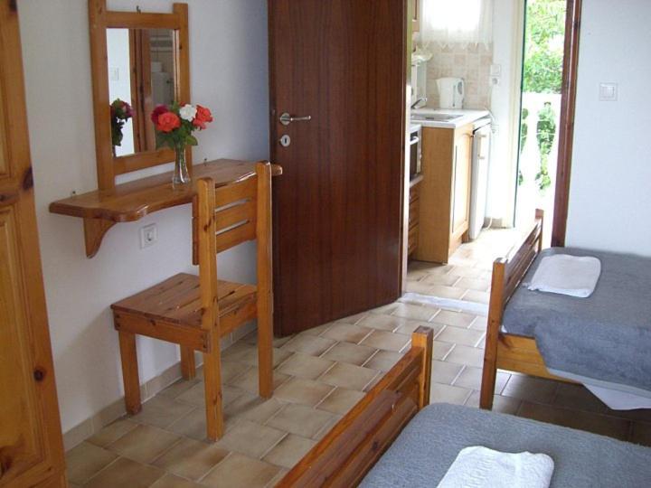Anatoli Apartments Agios Stefanos Avliotes  Dış mekan fotoğraf